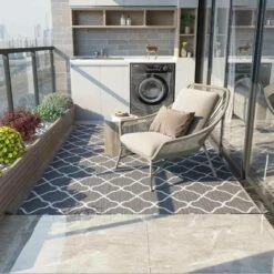 Outsunny Reversible Outdoor Rug With Carry Bag And Ground Stakes - Grey & White -844-638V01LG